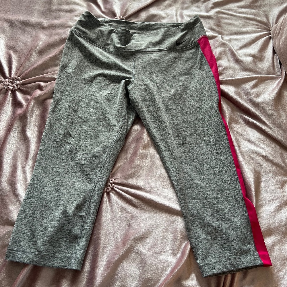 Nike Women's DRI-FIT Crop Pants